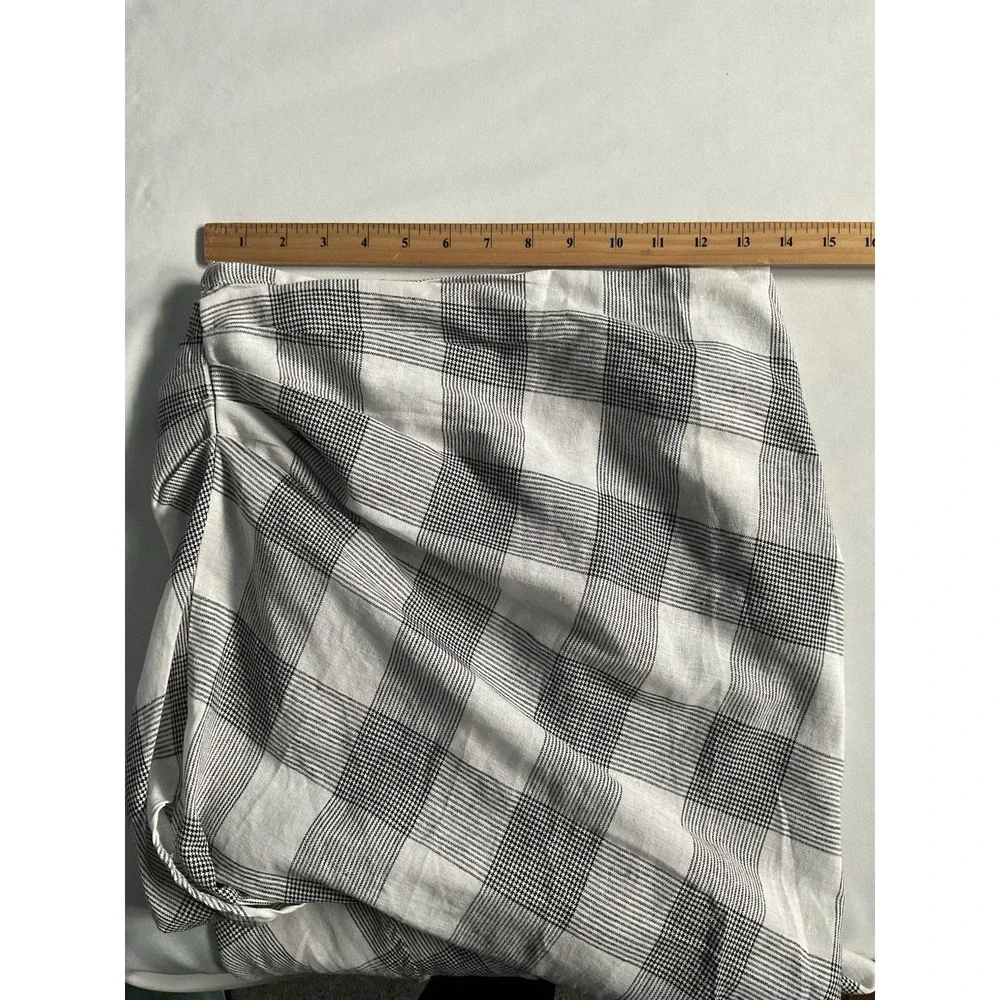 Forever 21 Womens  Plaid Médium A-line‎ Maxi Skirt Grey White